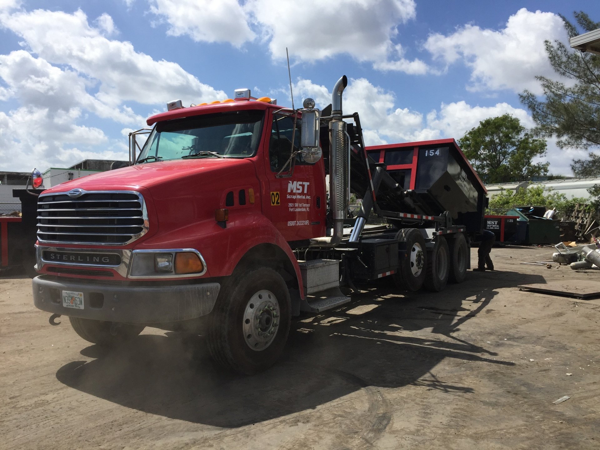 5 Ways To Save Money When Renting Roll-Off Dumpsters In Ft Lauderdale, FL