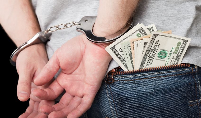 How the Plea Bargain Process Works When Represented by a Criminal Defense Lawyer in Charleston SC