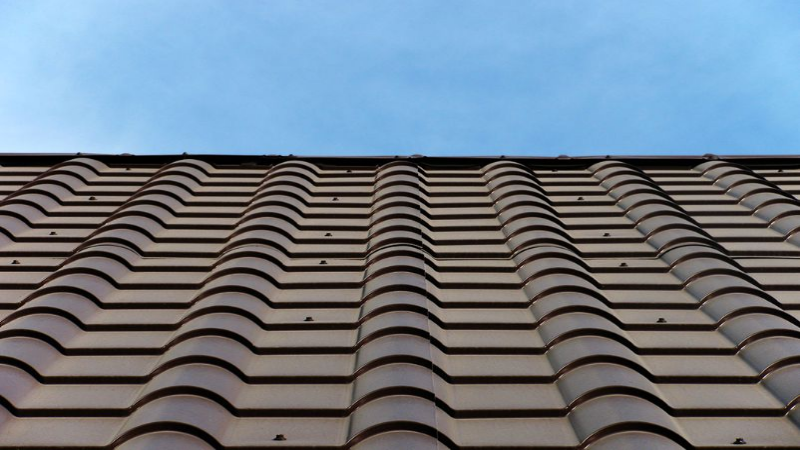 When to Contact Roofing Companies in Fairburn, GA: Signs of Roof Damage