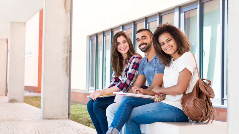 3 Reasons an Off-Campus Student Apartment Lifestyle Can Benefit You