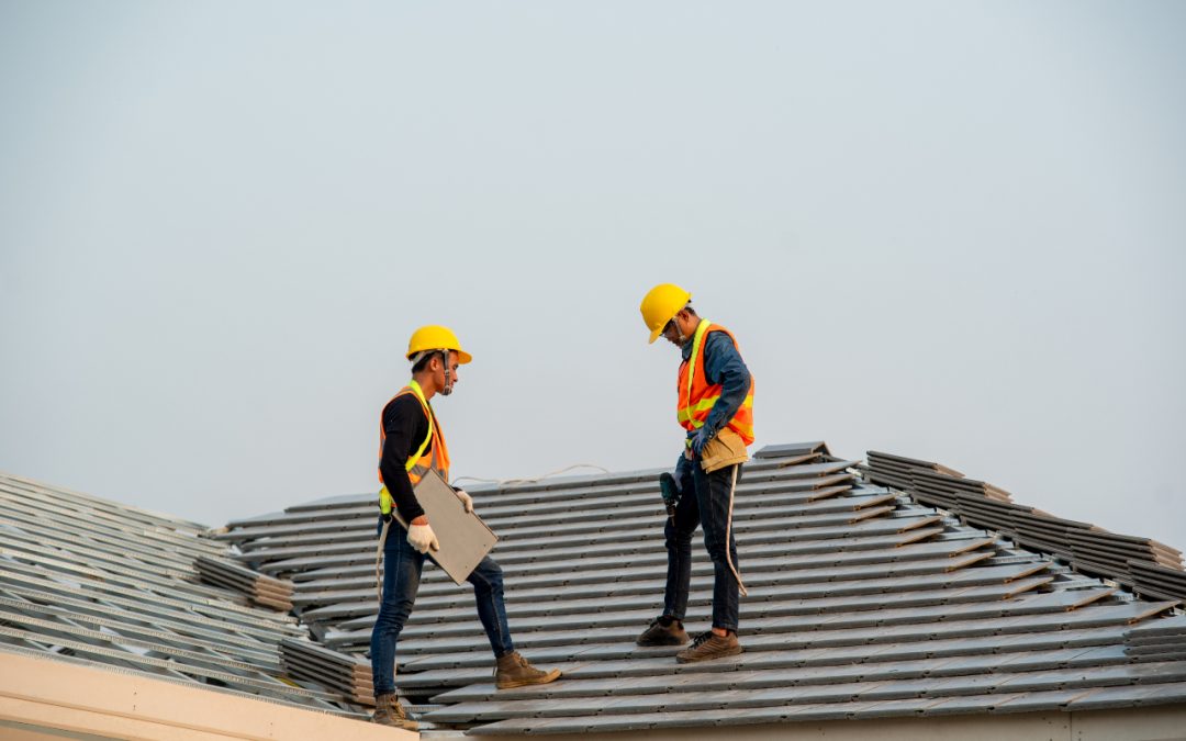 Looking into the Benefits of Commercial Roof Maintenance