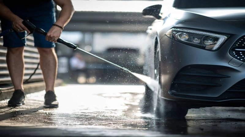 Why Local Auto Shops Beat Chain Stores in Customer Service