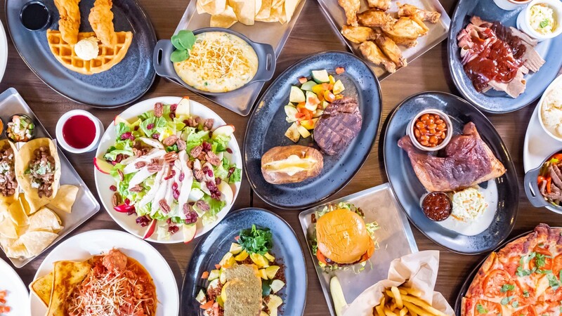 Discover the Best Spot for Lunch in Peoria, AZ: The Links Neighborhood Grill