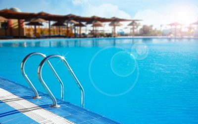 Top Signs You Need Pool Tile Repair and Cleaning