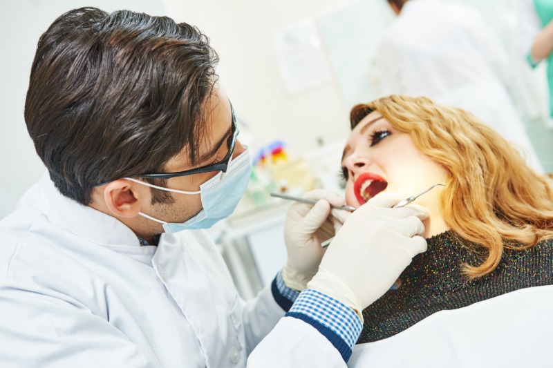 Modern solutions for oral health at a dental clinic in Wilton Manors, FL, are chosen by families.