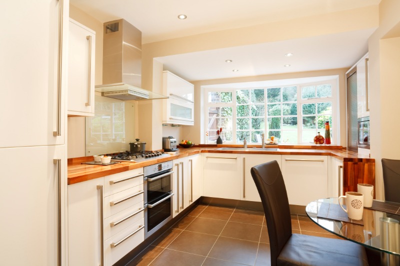 Give Your Home a Fresh Look With Kitchen Cabinet Painting Rhode Island Residents Trust