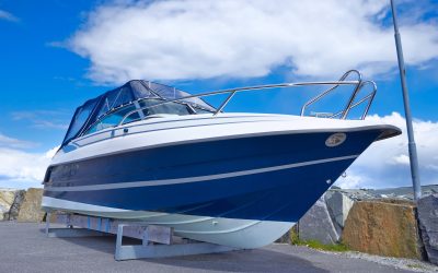 Experience scenic Texas lakes with Austin Boat Rentals for unforgettable group adventures