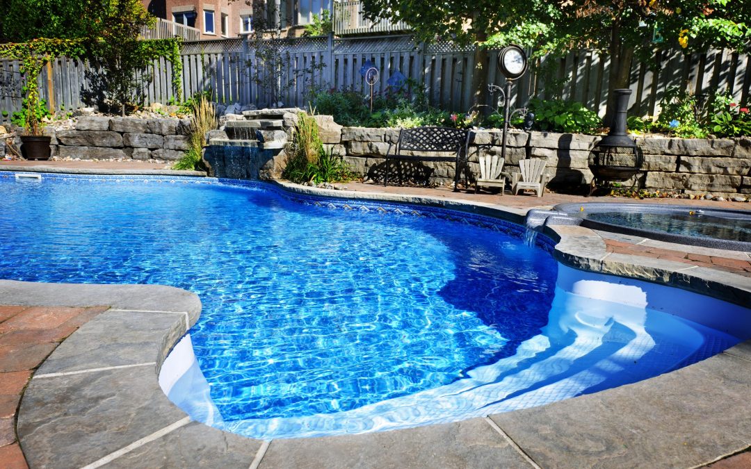 Swimming Pool Construction Lafayette, LA Offers Lasting Value and Curb Appeal for Homes
