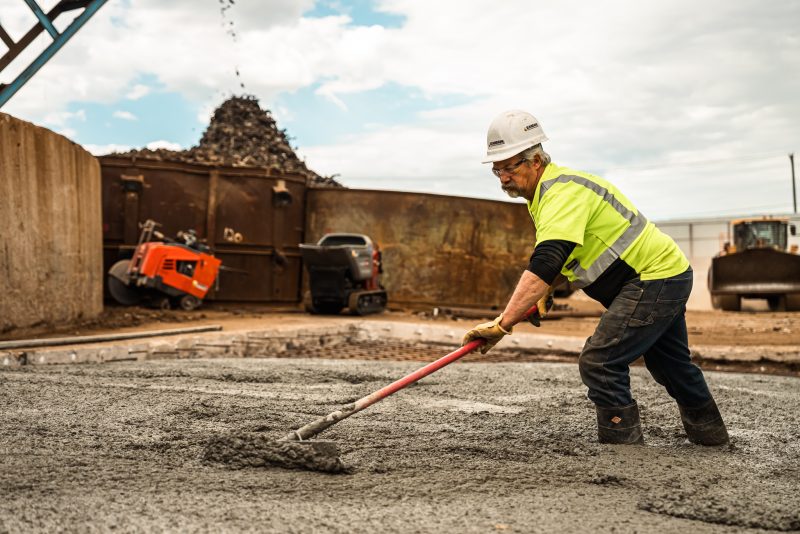 Choosing the Right Driveway Paving Contractor Lincoln, NE for Cost Effective Results