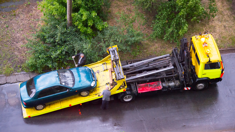 What Dispatch Needs to Know Before Towing a Double-Decker Bus